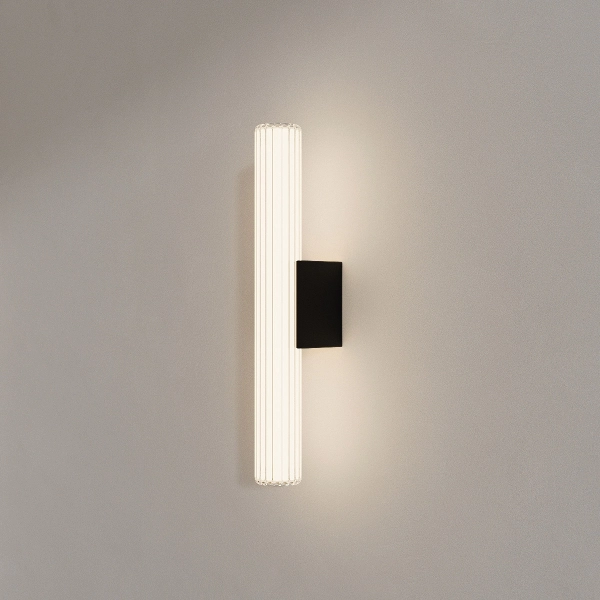Kinkiet Linea 45 cm czarny LED CCT